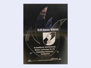 Plexiglaspokal Flamme